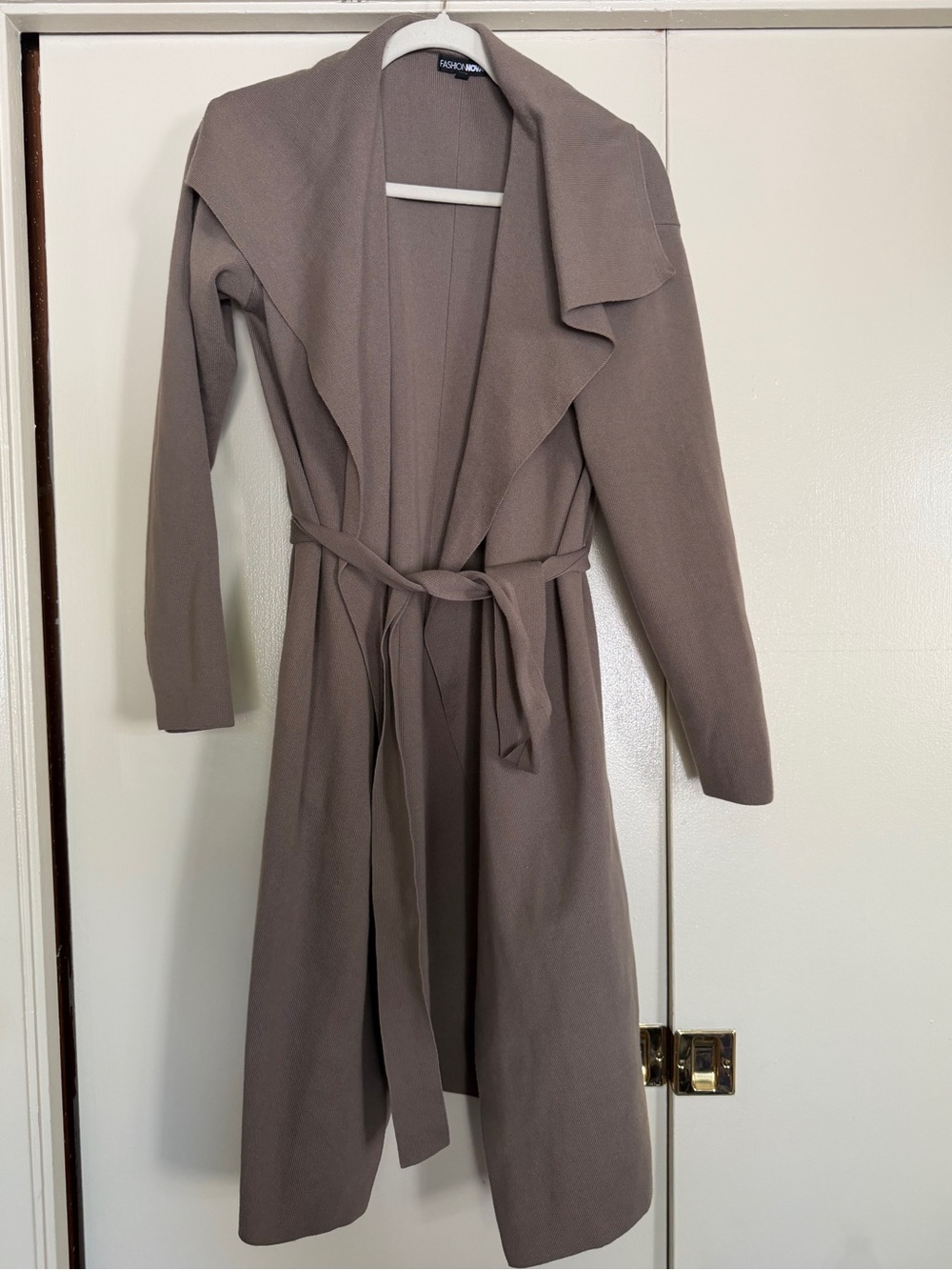 Fashion Nova taupe knit duster coat in size Medium